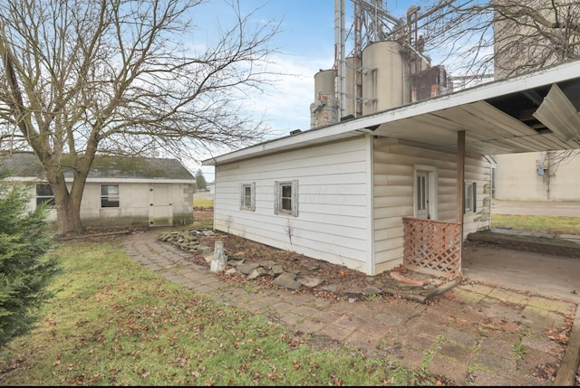 210 S Front St, Alger, OH 45812 - view of side of home