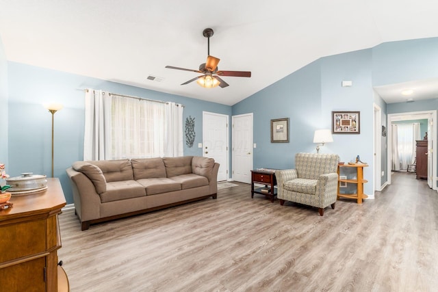192 Pioneer Cir, Pickerington, OH 43147 - photo 8