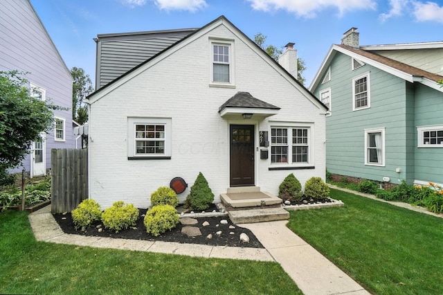 867 Gladden Rd, Columbus, OH 43212 - photo 2