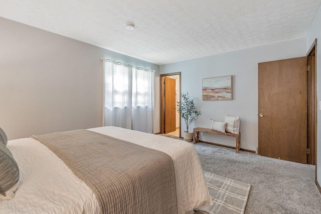 7472 Davis Rd, Hilliard, OH 43026 - bedroom with carpet floors and a textured ceiling