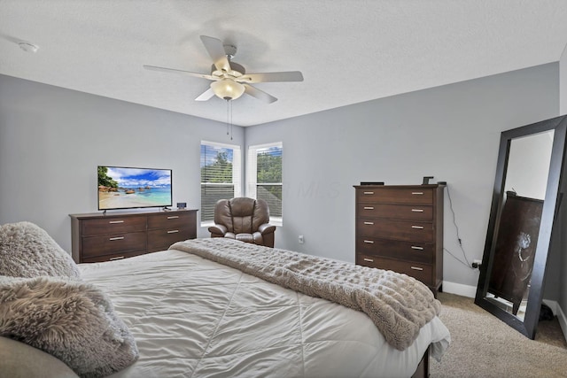 68 Asbury Ave, Newark, OH 43055 - bedroom featuring light colored carpet and a ceiling fan