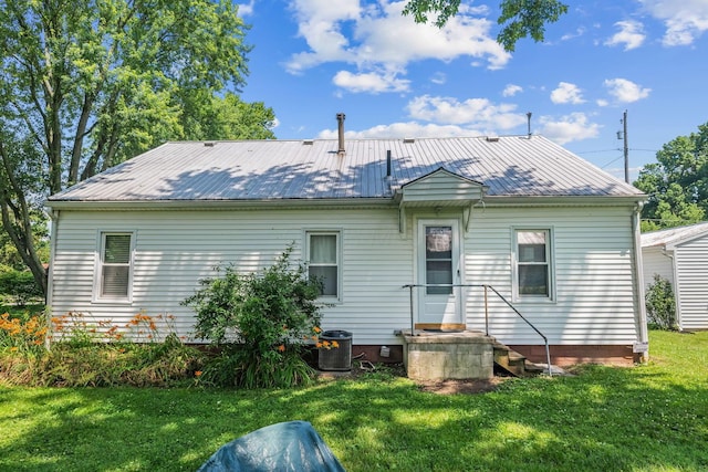107 Vine St, Ashley, OH 43003 - photo 27