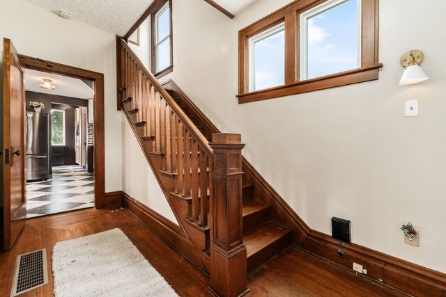92 W Columbus St, Pickerington, OH 43147 - photo 8