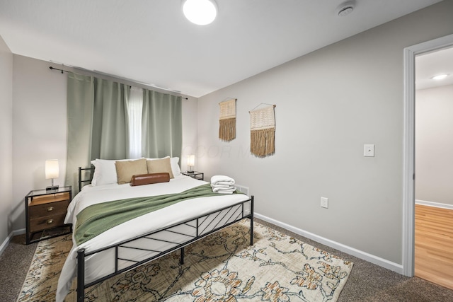 1815 Union St, Lancaster, OH 43130 - carpeted bedroom with baseboards