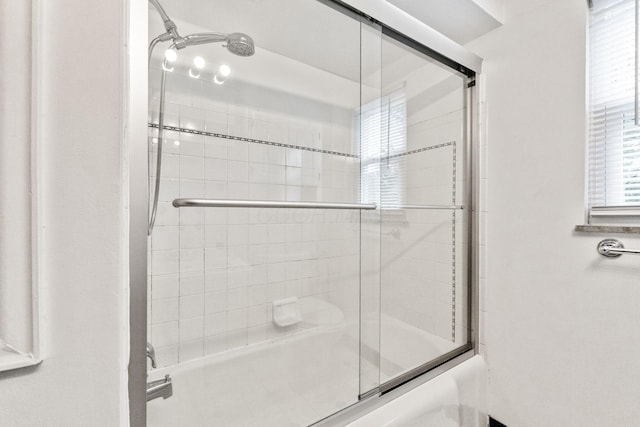 1054 Highland Dr, Columbus, OH 43220 - full bath with combined bath / shower with glass door
