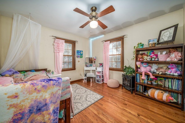 537 Dunkle Rd, Circleville, OH 43113 - bedroom with wood finished floors and ceiling fan