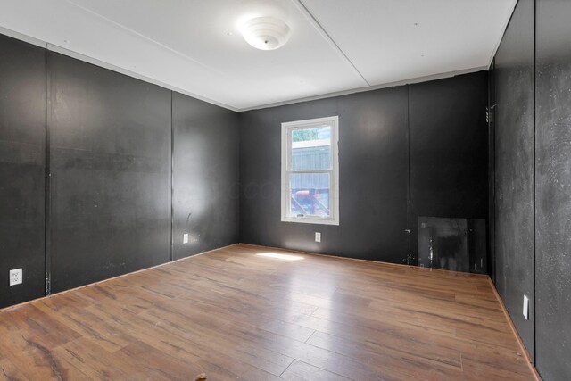264 Timberline Dr, Circleville, OH 43113 - empty room with wood finished floors