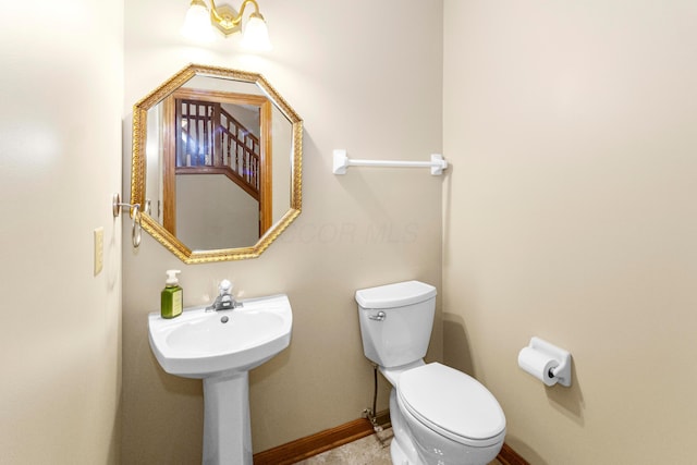 4775 Saint Andrews Dr, Westerville, OH 43082 - half bath with toilet and baseboards