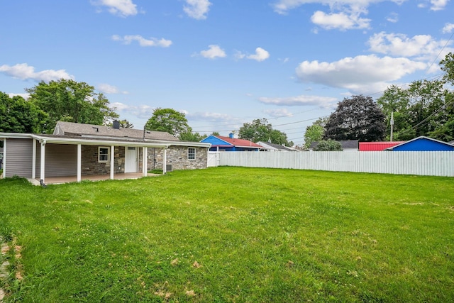 4425 Saint Ann Ln, Columbus, OH 43213 - view of yard featuring a patio