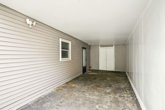 4425 Saint Ann Ln, Columbus, OH 43213 - view of patio