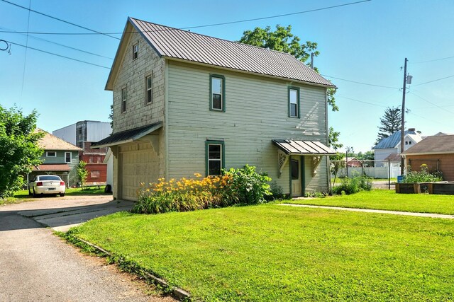 412 E Rensselaer St, Bucyrus, OH 44820