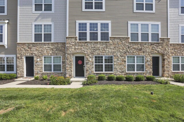 280 Autumn Ridge Cir, Pickerington, OH 43147