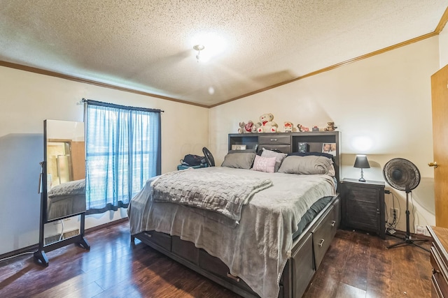 1609 Foraker Ave, Findlay, OH 45840 - bedroom featuring ornamental molding, a textured ceiling, and dark wood-style floors