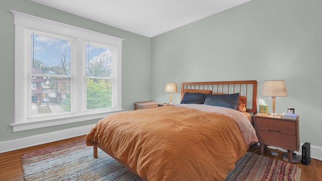 737 Wilson Ave, Columbus, OH 43205 - bedroom featuring wood finished floors and baseboards