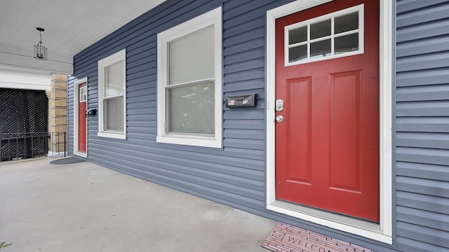 737 Wilson Ave, Columbus, OH 43205 - view of exterior entry with covered porch