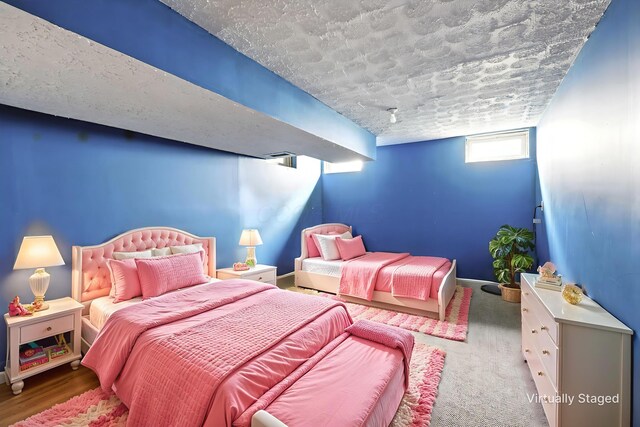 3576 Blendon Bend Way, Columbus, OH 43231 - bedroom featuring a textured ceiling