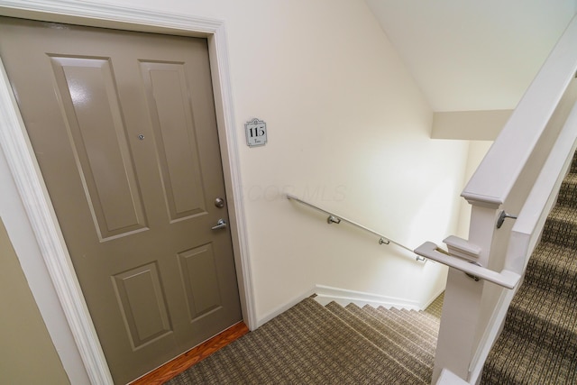 115 E Noble St Unit 2, Columbus, OH 43215 - stairway with baseboards