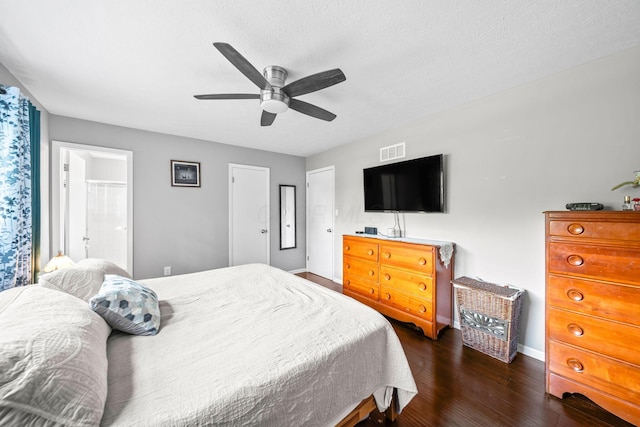 3221 E Hudson St, Columbus, OH 43219 - bedroom with dark wood-style flooring and a ceiling fan