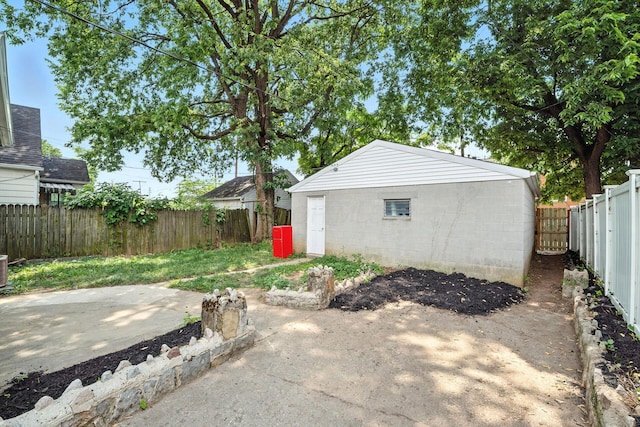 1693 Bide A Wee Park Ave, Columbus, OH 43205 - fenced backyard with a patio area