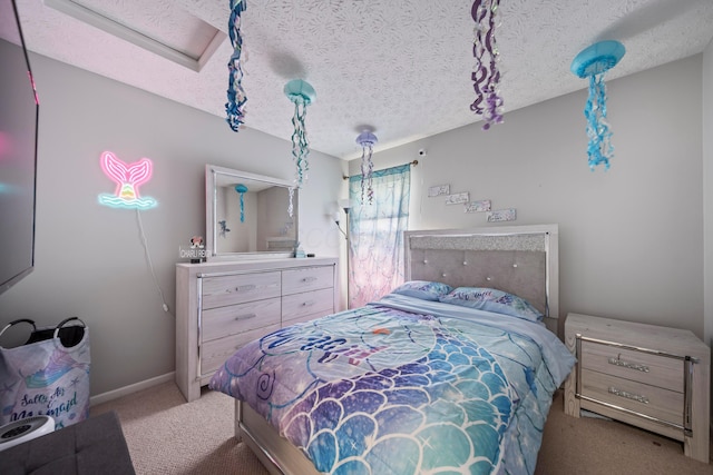 2986 E Powell Rd, Columbus, OH 43240 - carpeted bedroom featuring a textured ceiling