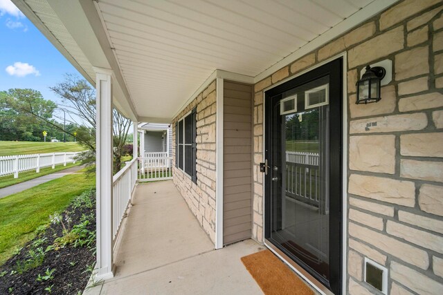 2986 E Powell Rd, Columbus, OH 43240 - property entrance featuring a porch