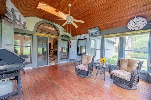 5608 Lynx Dr, Westerville, OH 43081 - sunroom featuring lofted ceiling and a ceiling fan