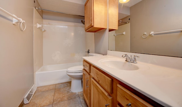 2761-2763 Blendon Woods Blvd, Columbus, OH 43231 - full bath featuring vanity and bathing tub / shower combination