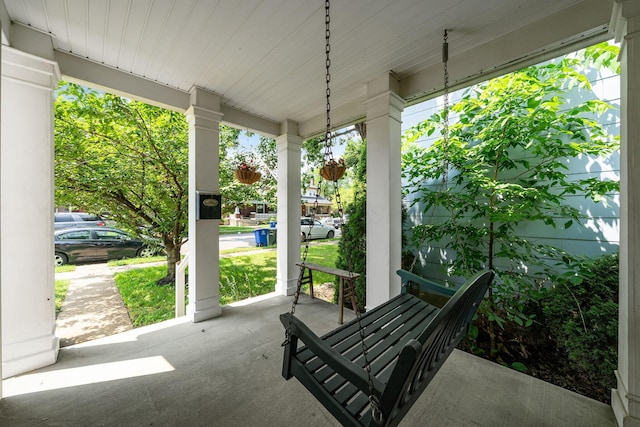 442 Thurman Ave, Columbus, OH 43206 - view of porch