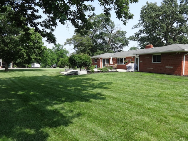 1766 Thrailkill Rd, Grove City, OH 43123 - view of green lawn