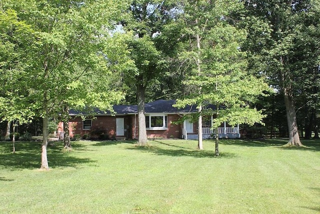 6781 Thoreau Ln NE, Baltimore, OH 43105 - view of front of property with a front lawn