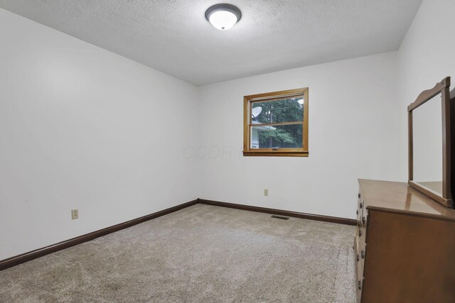 6781 Thoreau Ln NE, Baltimore, OH 43105 - photo 46