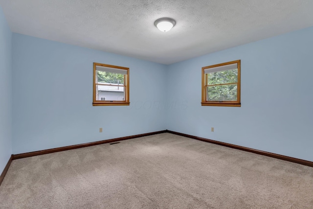 6781 Thoreau Ln NE, Baltimore, OH 43105 - photo 48