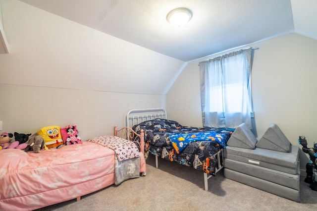 647 Harrison St, Washington Court House, OH 43160 - carpeted bedroom featuring lofted ceiling