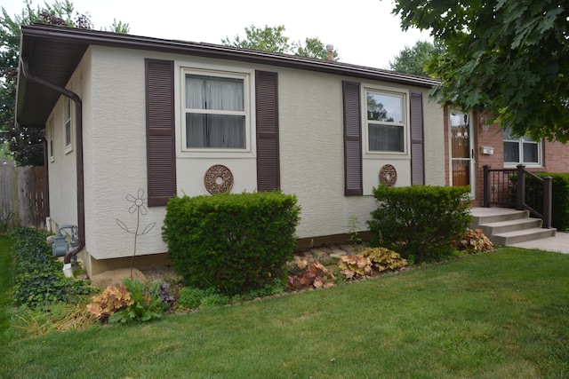 463 Denwood Dr S, Gahanna, OH 43230 - view of front of property featuring stucco siding and a front lawn