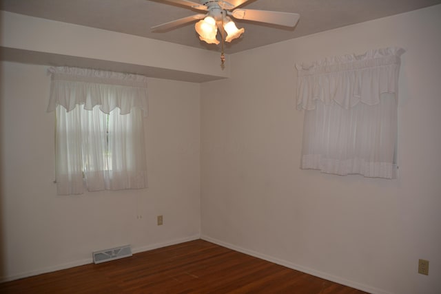 463 Denwood Dr S, Gahanna, OH 43230 - unfurnished room with dark wood-style flooring and a ceiling fan