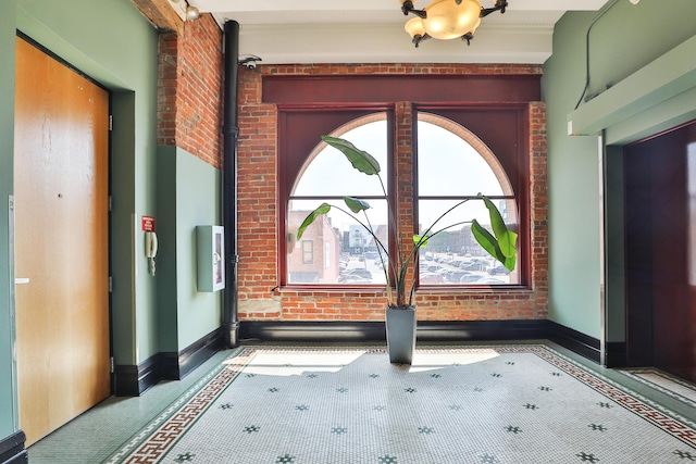 150 E Main St Unit 207, Columbus, OH 43215 - foyer featuring inlaid floor details