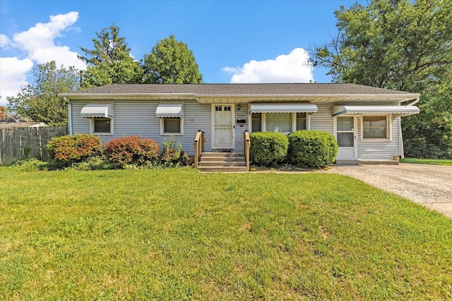 1530 Evaline Dr, Columbus, OH 43224 - photo 1