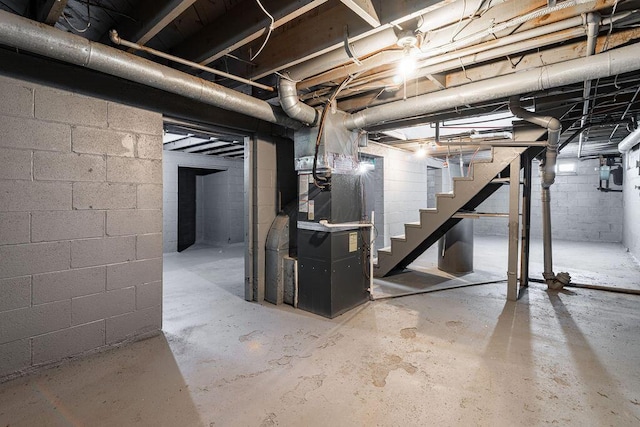 536 Pierce Ave, Columbus, OH 43213 - unfinished below grade area with stairway and heating unit