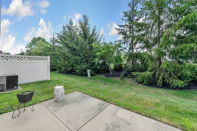 6277 Hudson Reserve Way, Westerville, OH 43081 - view of yard featuring a patio area