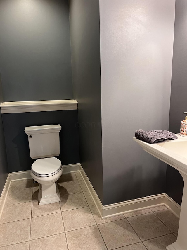 8730 Swisher Creek Xing, New Albany, OH 43054 - half bath featuring toilet and tile patterned floors