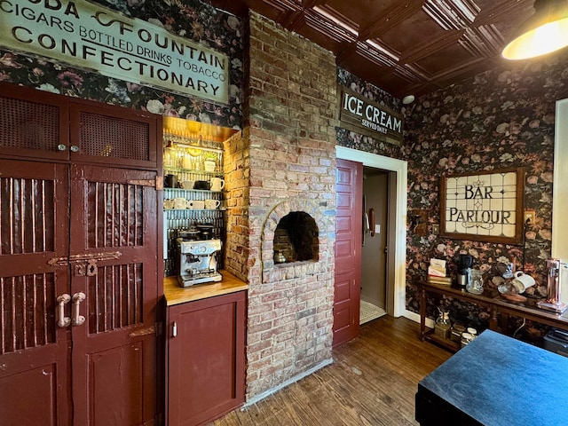 4640 Chillicothe Lancaster Rd SW, Lancaster, OH 43130 - bar area with an ornate ceiling, dark wood finished floors, and wallpapered walls