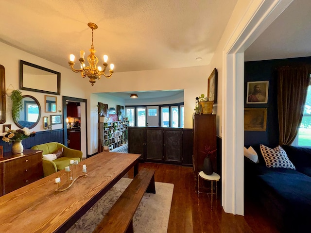 4640 Chillicothe Lancaster Rd SW, Lancaster, OH 43130 - dining area with wood finished floors and a chandelier