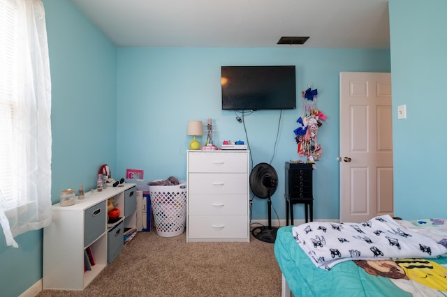 1221 S Main St, Washington Court House, OH 43160 - bedroom featuring light carpet
