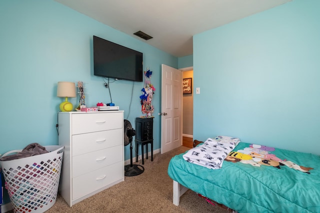 1221 S Main St, Washington Court House, OH 43160 - carpeted bedroom with baseboards