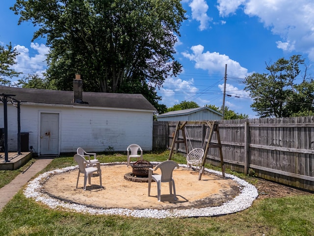 1221 S Main St, Washington Court House, OH 43160 - view of yard with an outdoor fire pit