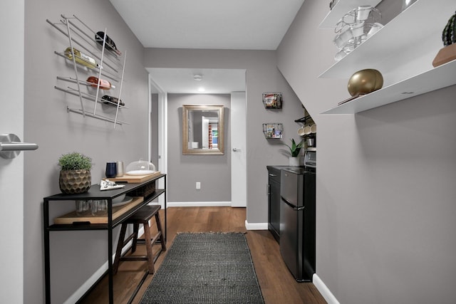 160 Wildwood Dr, Granville, OH 43023 - corridor featuring dark wood-style floors and baseboards