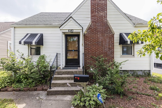680 S Hague Ave, Columbus, OH 43204 - photo 1