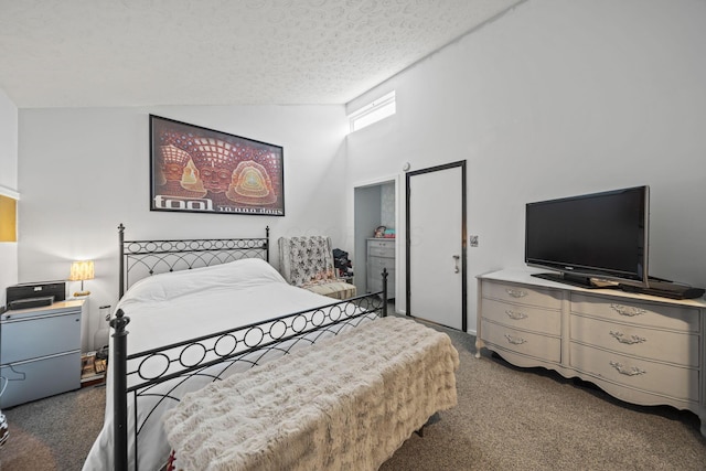 1208 Ashland Ave, Columbus, OH 43212 - carpeted bedroom featuring a textured ceiling