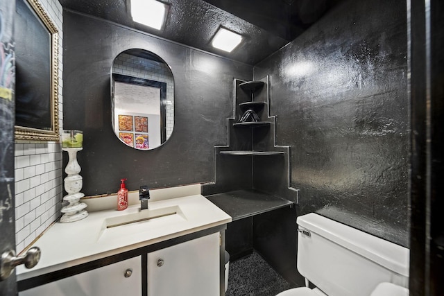1208 Ashland Ave, Columbus, OH 43212 - bathroom with toilet and vanity