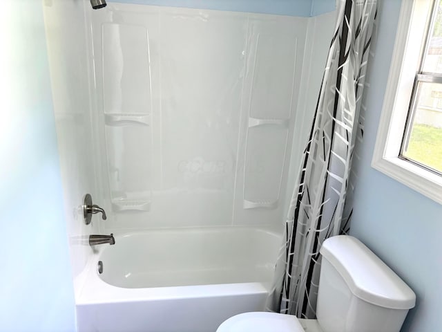 18 Skyline Dr, South Bloomfield, OH 43103 - bathroom featuring toilet and shower / bath combination with curtain
